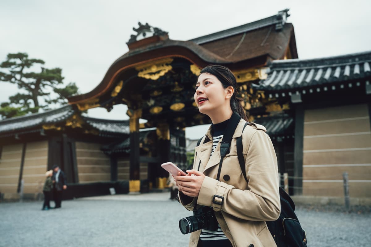 eSIM vs Pocket Wi-Fi in Japan